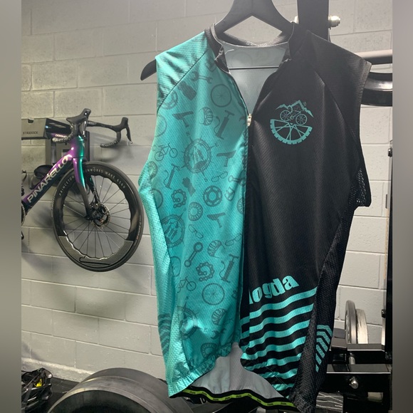 Men’s Aogda Cycling Tanks x2 - Picture 10 of 13